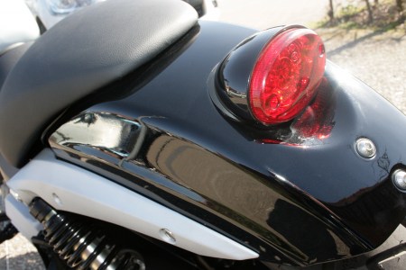 Moto Magpower Avengers 300 cm³ vue arrière