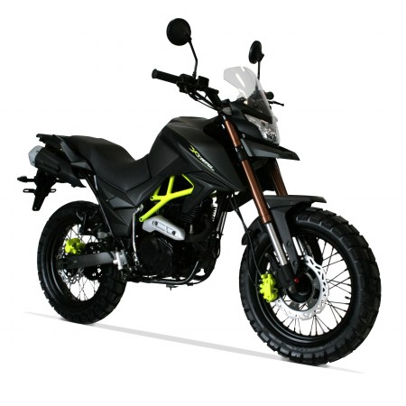 Moto Magpower Xtrail 125cm³ vue 3-4